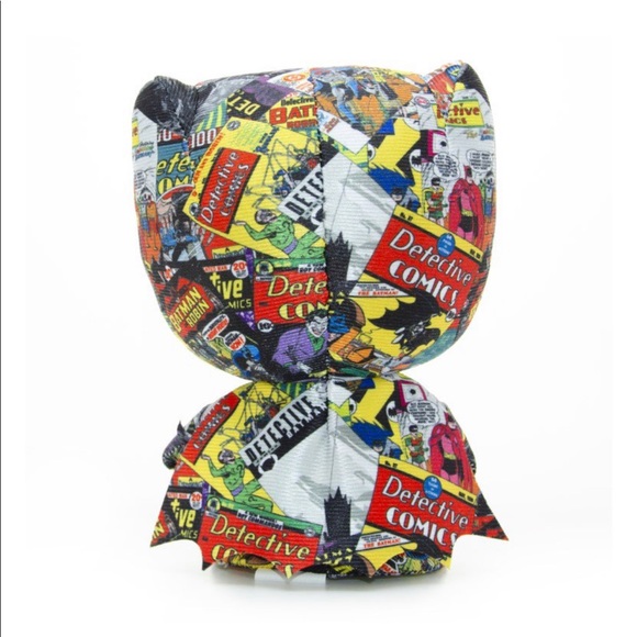 7” DZNR BATMAN DETECTIVE COMICS CHIBI PLUSH - Picture 2 of 6